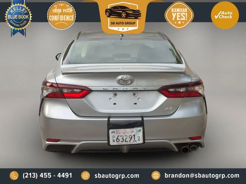 Used 2023 Toyota Camry SE FWD image 5