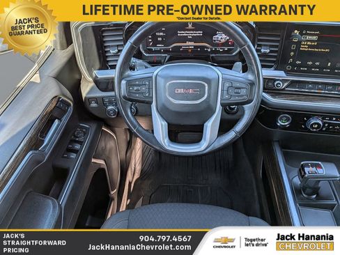 Used 2022 GMC Sierra 1500 Elevation w/ X31 Off-Road Package AWD/4WD image 17