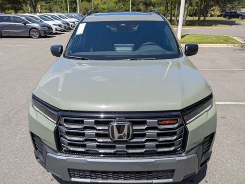 New 2026 Honda Pilot TrailSport image 5