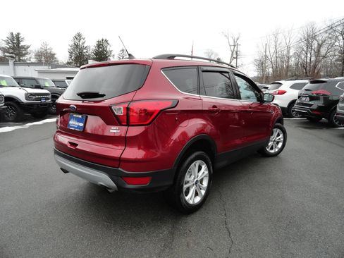 Used 2019 Ford Escape SEL image 5