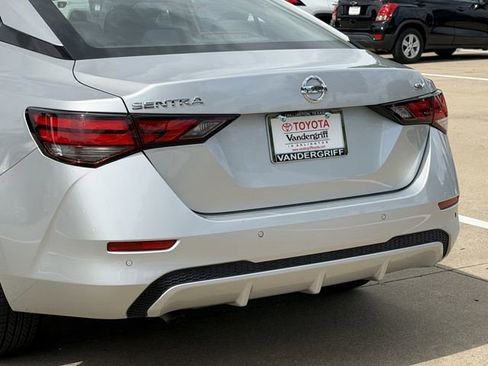 Used 2023 Nissan Sentra SV FWD image 6