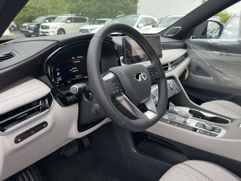 New 2026 INFINITI QX60 Autograph w/ Dark Cargo Package image 11