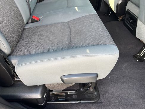 Used 2016 RAM 2500 SLT w/ Protection Group AWD/4WD image 19