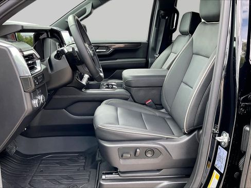 Used 2026 GMC Yukon Elevation w/ LPO, Floor Liner Package RWD image 8