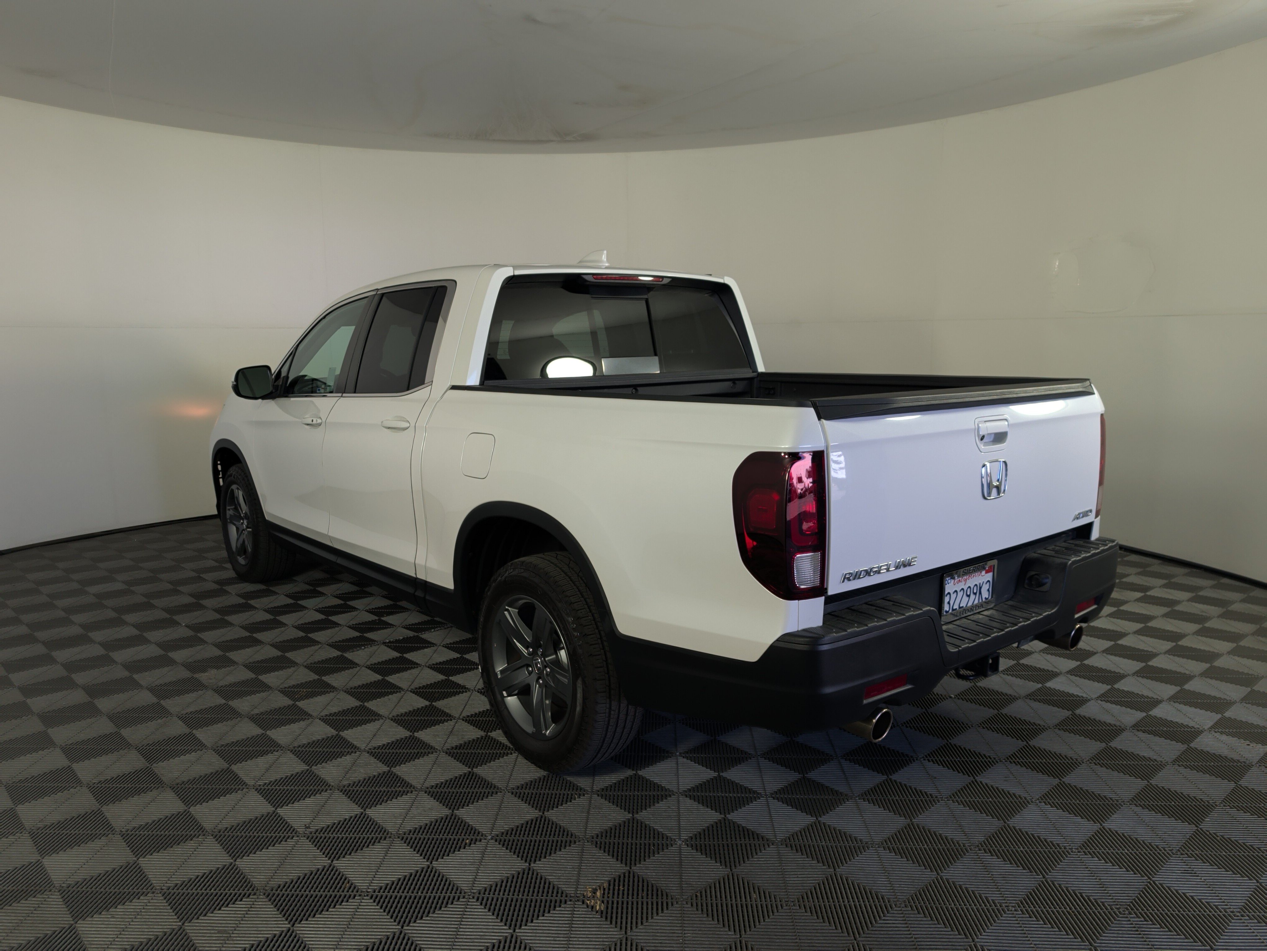 Certified 2023 Honda Ridgeline RTL image 6
