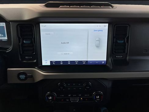 Used 2023 Ford Bronco Wildtrak AWD/4WD image 11