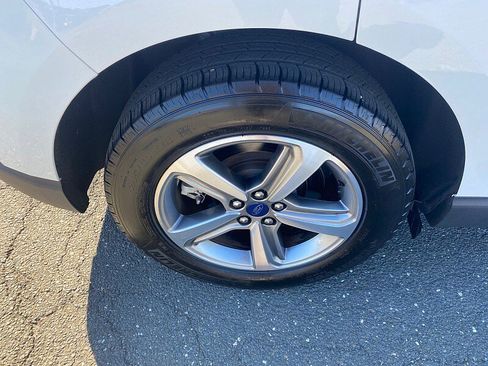 Certified 2022 Ford Edge SEL w/ Convenience Package image 17