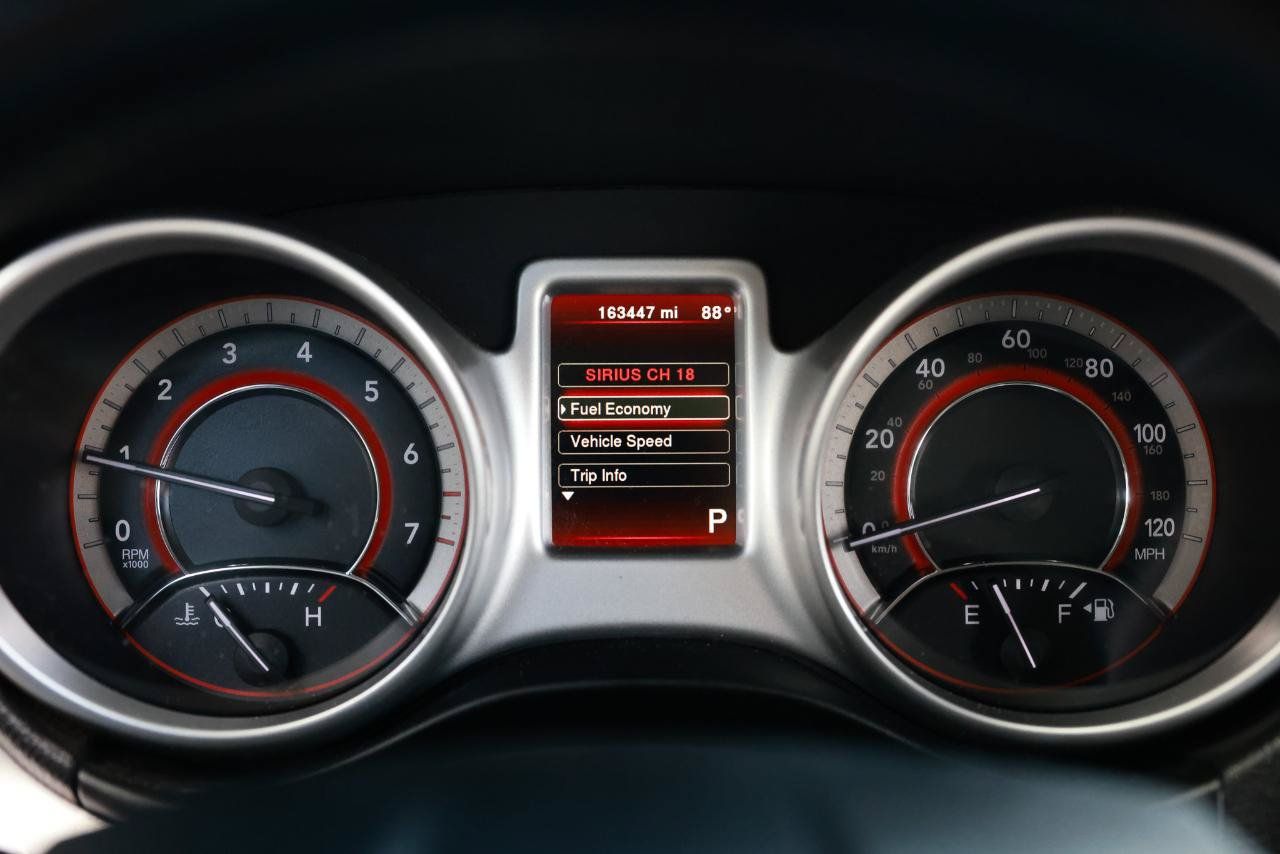 Used 2018 Dodge Journey SE w/ Connectivity Group FWD image 33