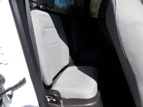 Used 2015 Chevrolet Colorado W/T w/ WT Convenience Package image 8