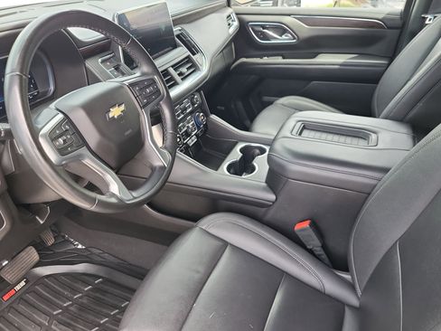 Used 2023 Chevrolet Suburban LT AWD/4WD image 12