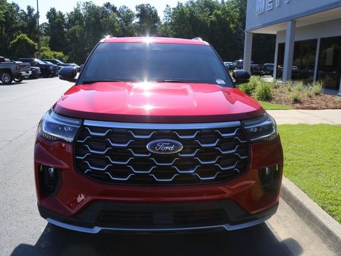 Used 2025 Ford Explorer Platinum w/ Ultimate Package RWD image 3