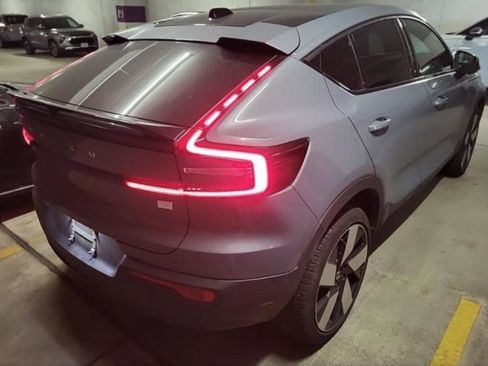 Used 2023 Volvo C40 P8 Recharge Ultimate image 13