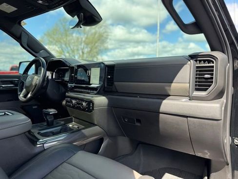 Used 2022 Chevrolet Silverado 1500 ZR2 w/ Technology Package AWD/4WD image 21