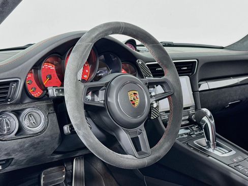 Used 2019 Porsche 911 GT3 RWD image 12