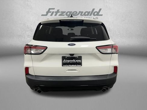 Used 2021 Ford Escape SE w/ SE Sport Appearance Package image 4