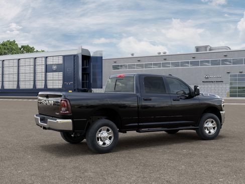 New 2026 RAM 2500 Tradesman AWD/4WD image 32