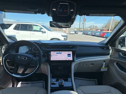 New 2026 Jeep Grand Cherokee Limited w/ Luxury Tech Group II