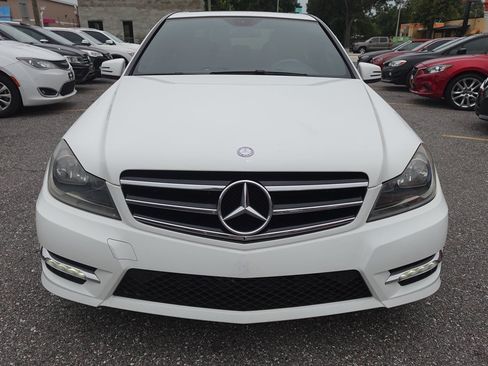 Used 2014 Mercedes-Benz C 250 Sedan image 3
