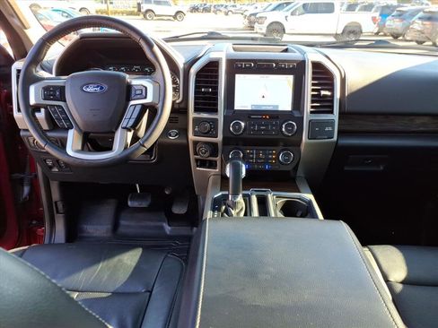 Used 2020 Ford F150 Lariat image 16