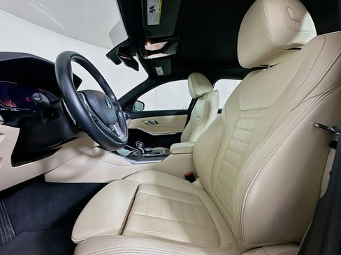 Used 2021 BMW 330i Sedan w/ Premium Package RWD image 13