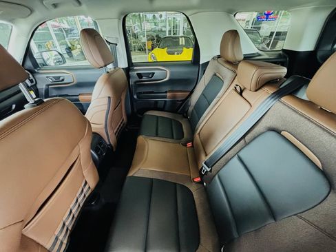 Used 2025 Ford Bronco Sport Outer Banks AWD/4WD image 32