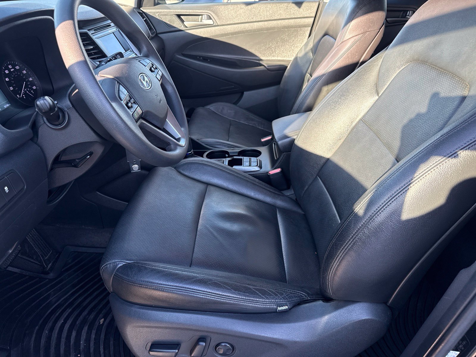 Used 2016 Hyundai Tucson SE w/ Option Group 02 FWD image 16