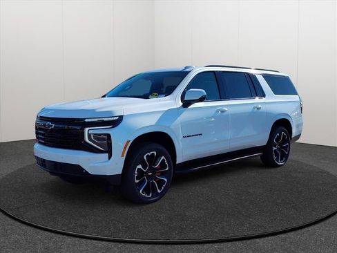 New 2025 Chevrolet Suburban RST w/ Advanced Technology Package image 4