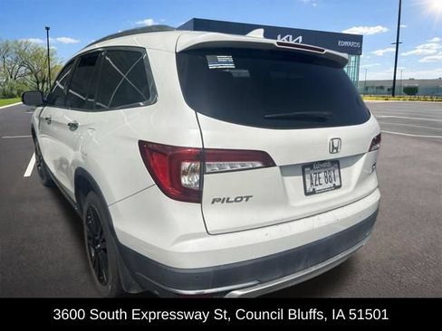 Used 2020 Honda Pilot Touring image 6