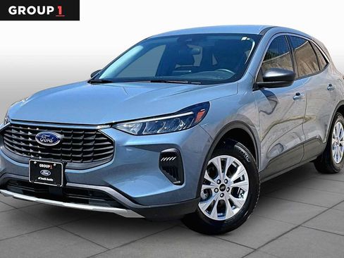 Used 2024 Ford Escape Active w/ Cold Weather Package FWD image 1