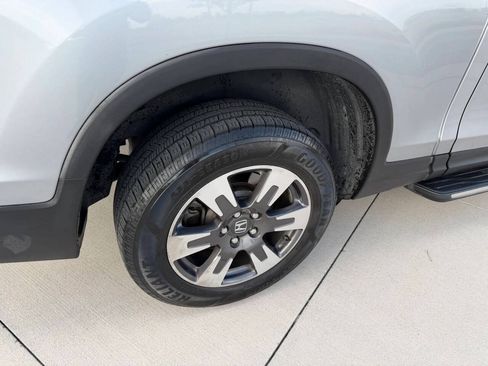 Used 2017 Honda Ridgeline RTL-T image 12