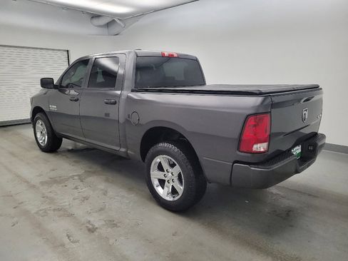Used 2017 RAM 1500 Express w/ Express Value Package AWD/4WD image 3