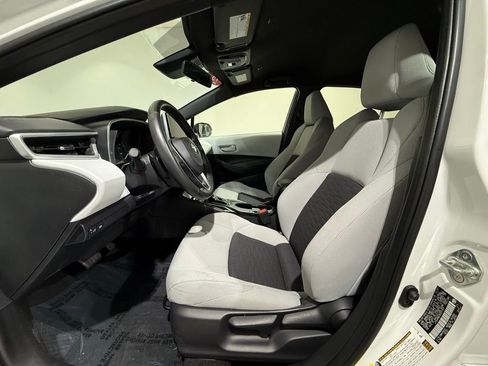 Used 2024 Toyota Corolla SE image 13