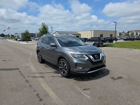 Used 2020 Nissan Rogue SL FWD image 3