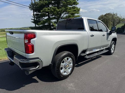 Used 2023 Chevrolet Silverado 2500 LTZ w/ LTZ Plus Package AWD/4WD image 7