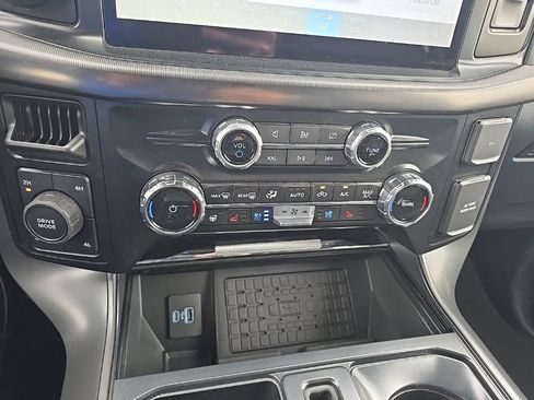 Used 2024 Ford F150 Lariat w/ Equipment Group 502A High AWD/4WD image 24