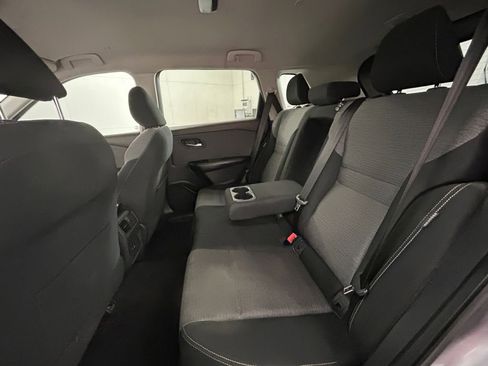 Used 2022 Nissan Rogue SV FWD image 19