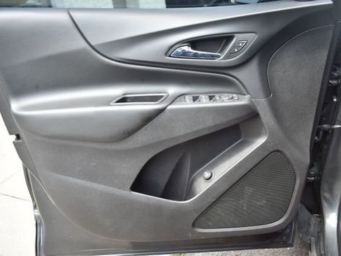 Used 2020 Chevrolet Equinox LT AWD/4WD image 18