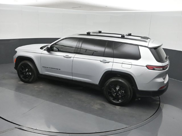 Used 2025 Jeep Grand Cherokee L Altitude RWD image 48