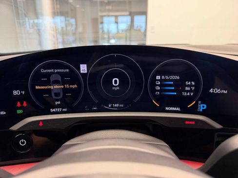 Used 2020 Porsche Taycan 4S AWD/4WD image 9