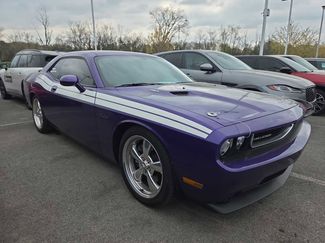 Used 2010 Dodge Challenger R/T video 1