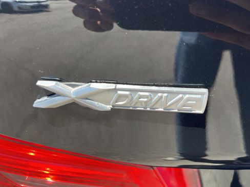 Used 2018 BMW 530e xDrive AWD/4WD image 27