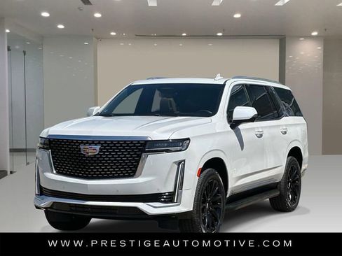 Used 2021 Cadillac Escalade Premium Luxury w/ LPO, Illumination Package AWD/4WD image 1