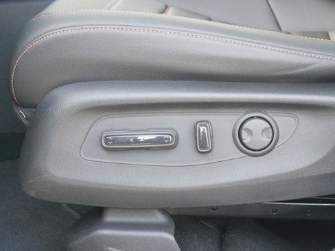 Used 2025 Honda CR-V Sport-L image 13