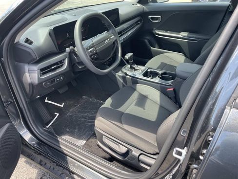 New 2026 Kia K4 FWD image 8