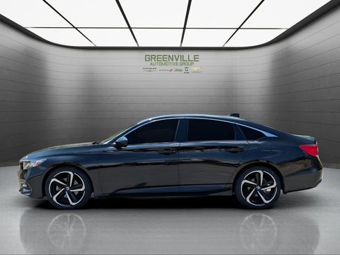 Used 2020 Honda Accord Sport image 2
