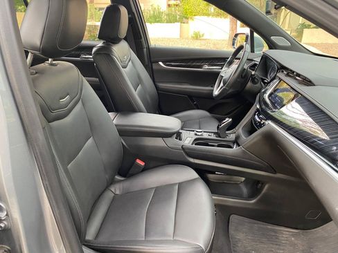 Used 2024 Cadillac XT6 Premium Luxury AWD/4WD image 57