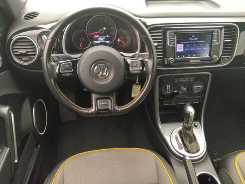Used 2017 Volkswagen Beetle 1.8T Dune image 22