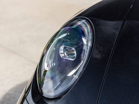 Certified 2026 Porsche 911 Carrera RWD image 21