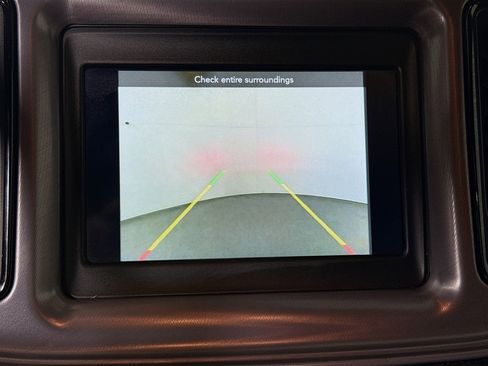 Used 2023 Dodge Challenger SXT image 19