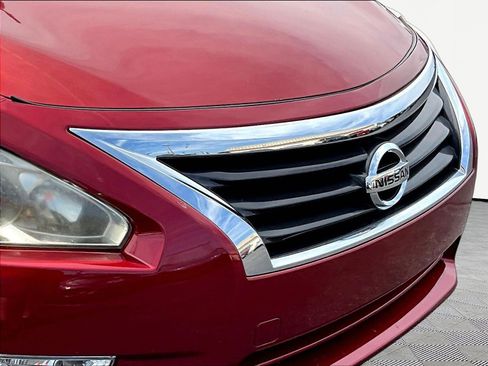 Used 2015 Nissan Altima 2.5 S w/ Power Driver Seat Package FWD image 31